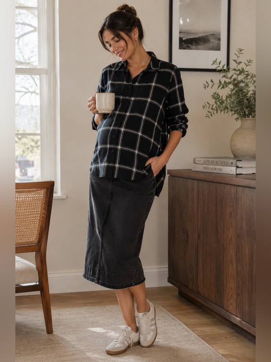 Isabel Maternity by Ingrid & Isabel Tops - Isabel By Ingrid + Isabel Long Sleeve Button-Front Maternity Shirt Size M